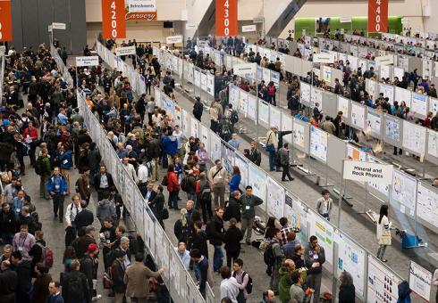 AGU_PosterHall_WEB.jpg 