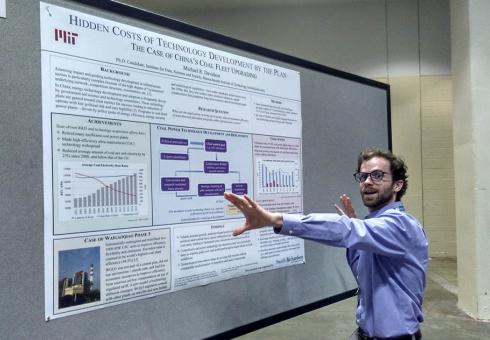  Davidson_AAAS_Photo.jpg 